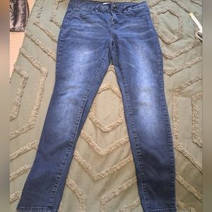 10 Royalty Skinny Jeans